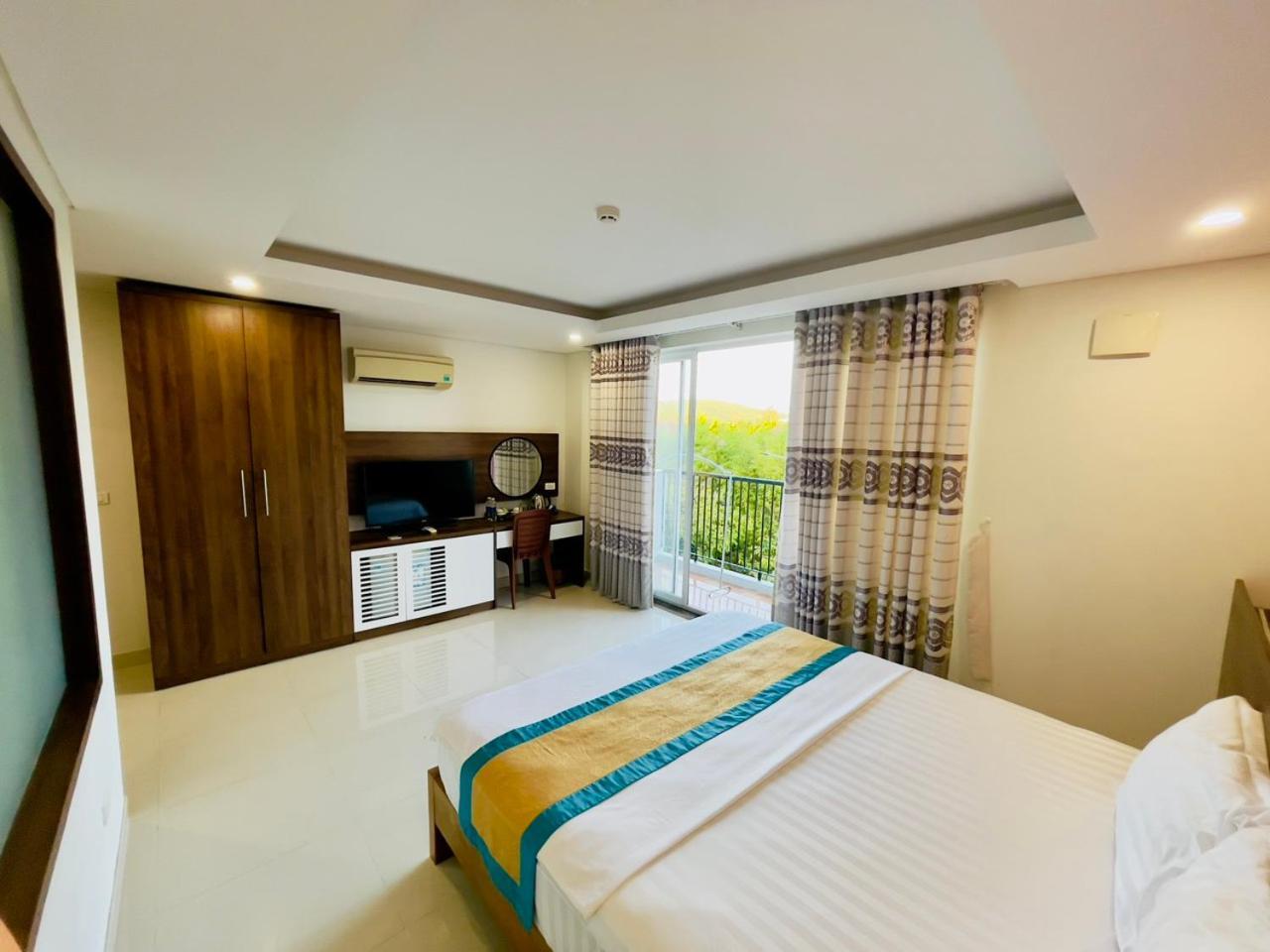 May Hotel Night Market Phu Quoc Exterior photo